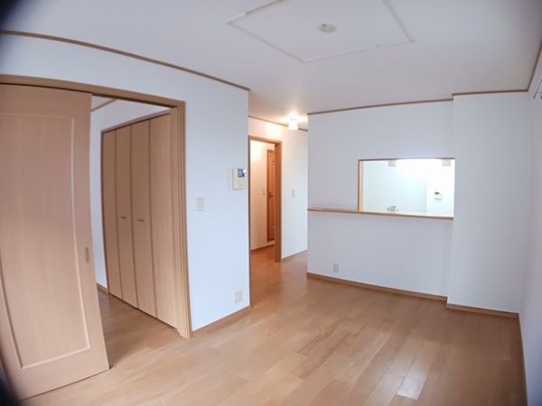シェーネ　エレガンシア2階2LDK リビングの画像