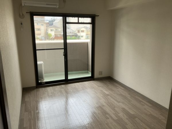 ローレルウイングス2階3LDK 部屋①の画像