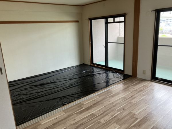 ローレルウイングス2階3LDK 部屋②の画像