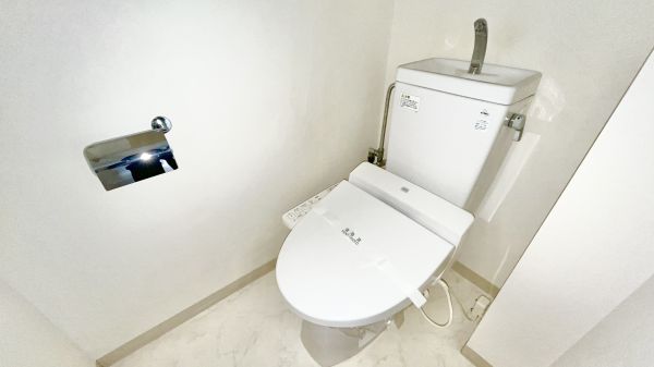 サニーハイツ針中野4階1LDK トイレの画像
