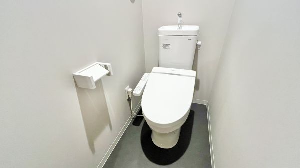 LA Luce あびこ3階1LDK トイレの画像