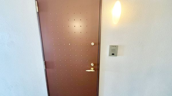 エスリード大阪シティウエスト７階1R 玄関の画像