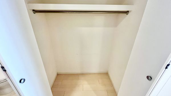 メゾンTIU4階1LDK 収納の画像