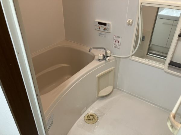 東豊中町戸建バルク1階3LDK お風呂の画像