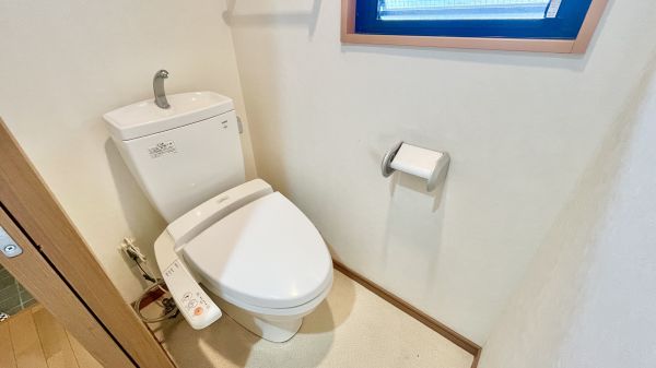 キオズ梅田ウエスト4階1K トイレの画像
