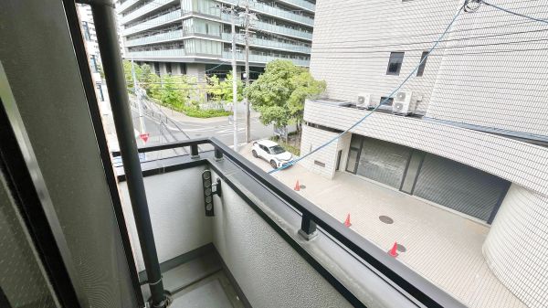 キオズ梅田ウエスト4階1K ベランダの画像
