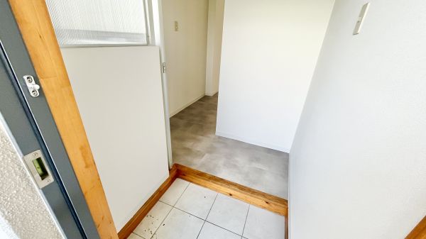 ニタカマンション2階1K 玄関の画像