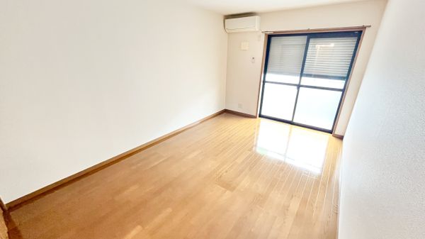 コアレジデンス1階1K 部屋①の画像