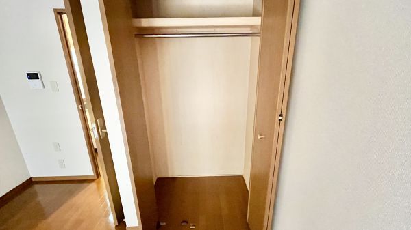 コアレジデンス1階1K 収納の画像