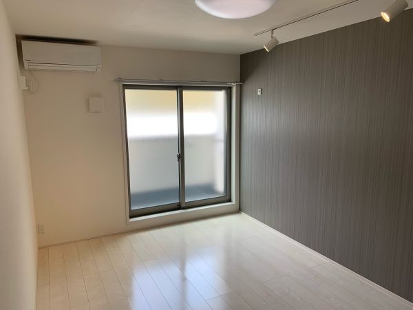 フジパレス若江岩田Ⅱ番館1階1K リビングの画像