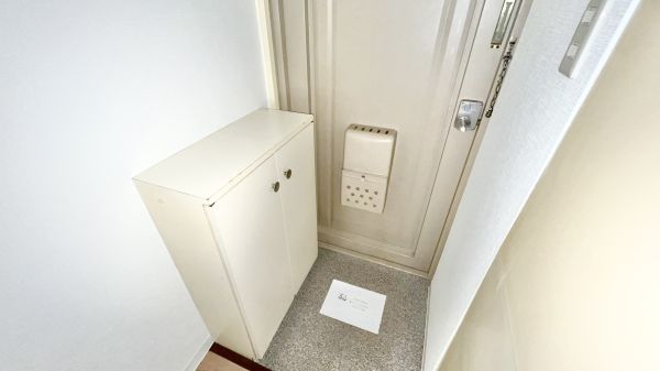 第3東洋ハイツ4階1DK 玄関の画像