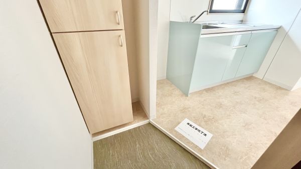 OrientCity K3階1R 玄関の画像