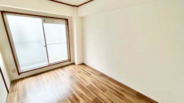 エヌアール千本南3階2DK 部屋①の画像