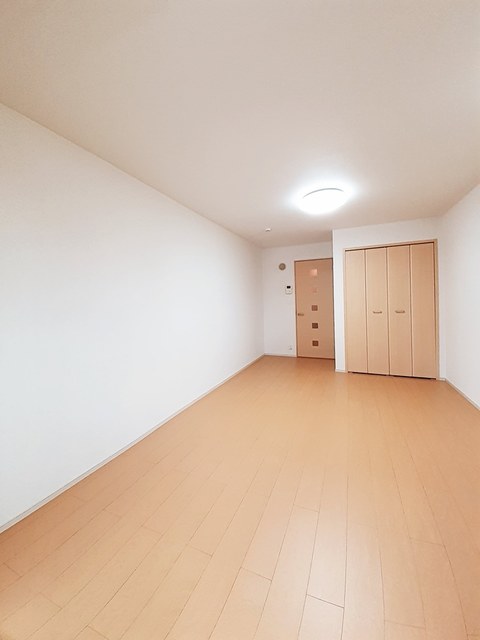 ピスケス1階1K 部屋①の画像