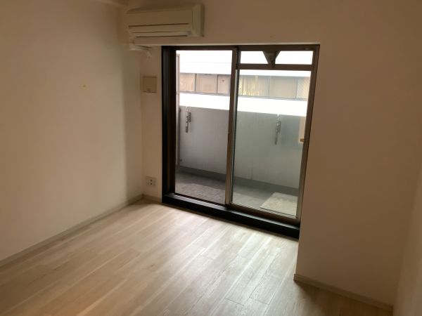 ラヴ心斎橋ウエスト15階1K 部屋①の画像