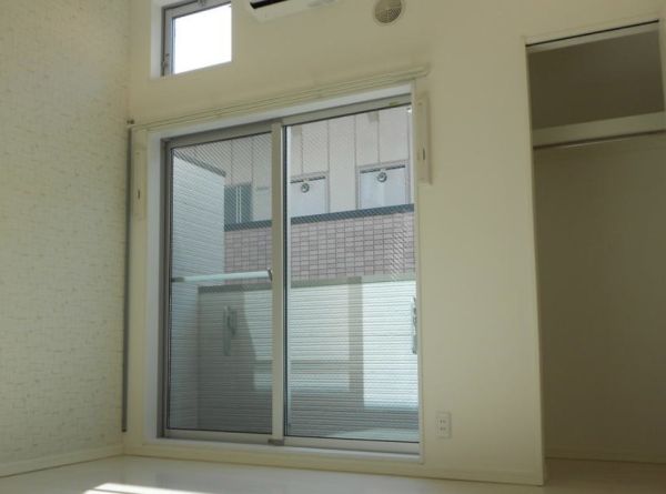 アールグレイス塚本2階1K リビングの画像