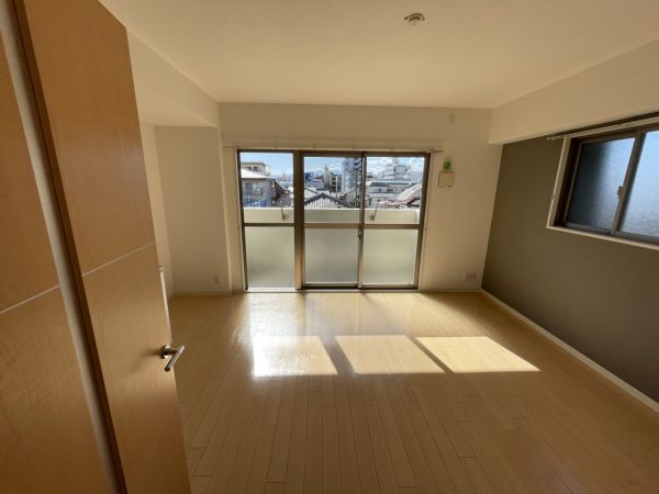 Casa Verde1階1LDK リビングの画像
