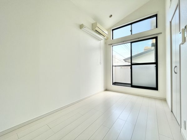 シャンティ中島2階1R リビングの画像