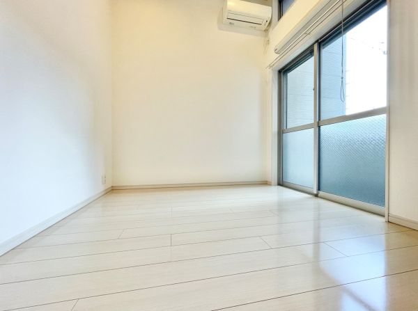 プルミエール1階1R 部屋①の画像