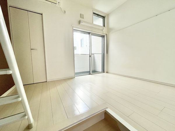 LA TACHE I2階1R 部屋②の画像