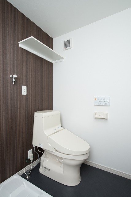 ロッカフォルテ1階1R トイレの画像