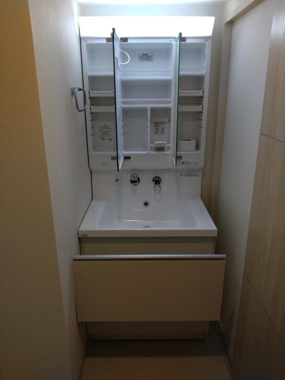 ラフィット松屋町6階1LDK 洗面所の画像