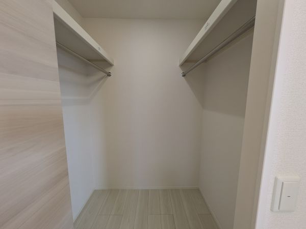 D-ROOM上新庄南口1階2LDK 収納の画像