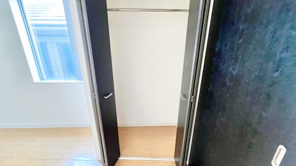 リビア岸里2階1K 収納の画像