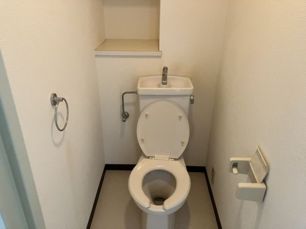 Collection蛍池2階3LDK トイレの画像