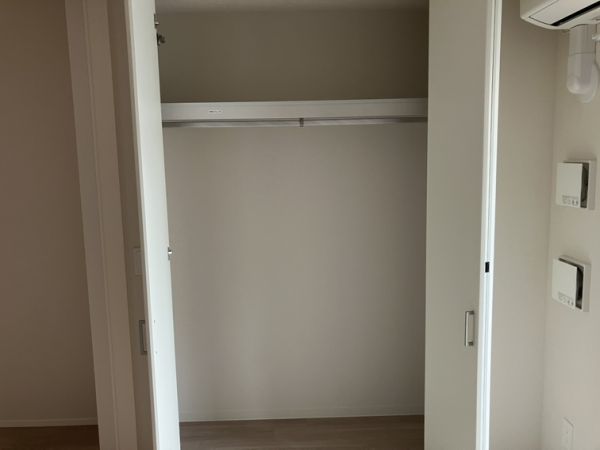 Refisia箕面船場5階1DK 収納の画像