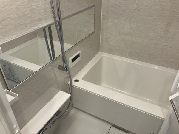 Refisia箕面船場5階1DK お風呂の画像