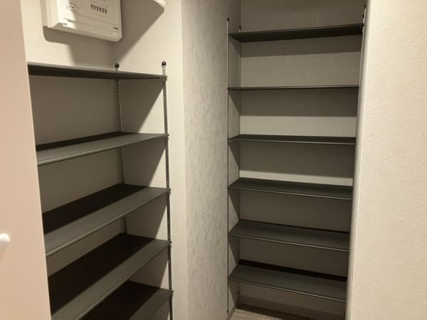 Refisia箕面船場8階2LDK 収納の画像