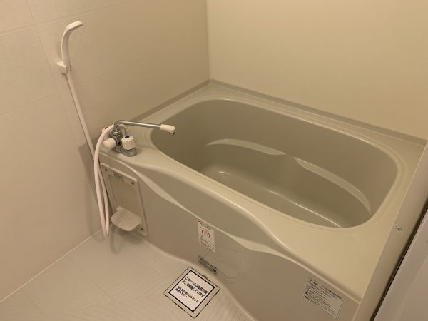 メゾンシャローム B2階1K お風呂の画像