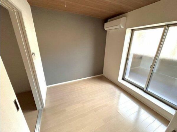 mon reve3階1LDK 部屋①の画像