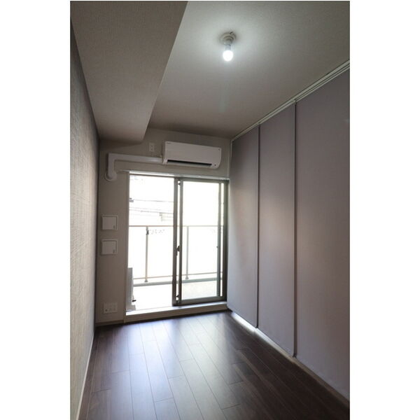 コンフォリア・リヴ新大阪Q8階1DK 部屋①の画像