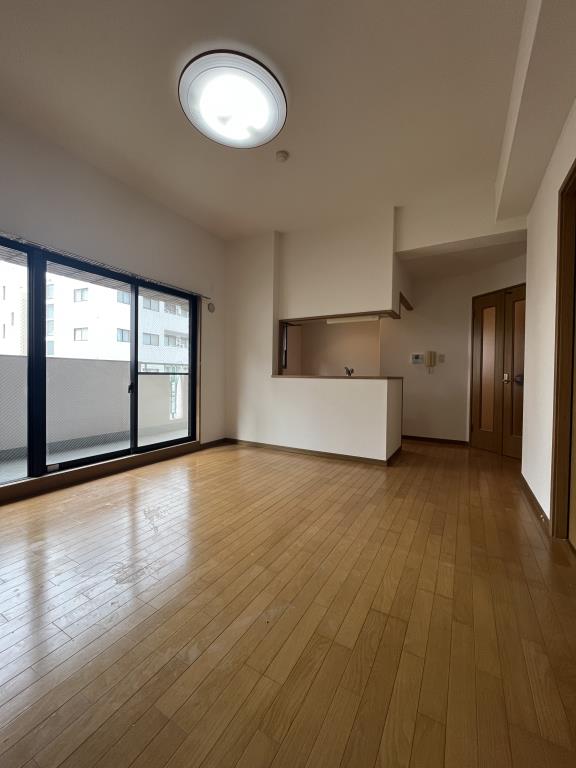 シュロス鶴ヶ丘 8階2LDK 部屋①の画像