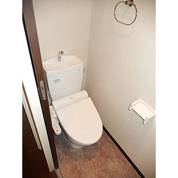 アリビオ千里豊津8階1DK トイレの画像