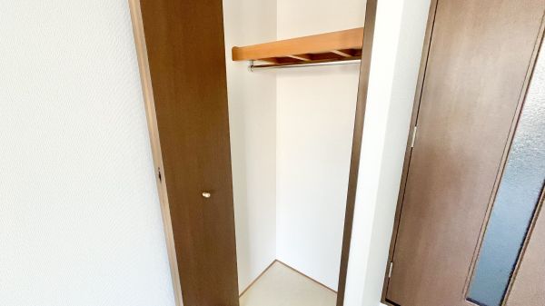 Sエーデルメタレ5階1K 収納の画像