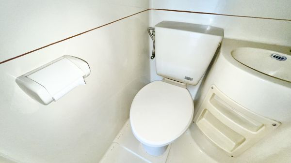 サニーハイツタカヨシ4階1R トイレの画像