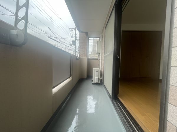 SNTハウス2階1DK ベランダの画像