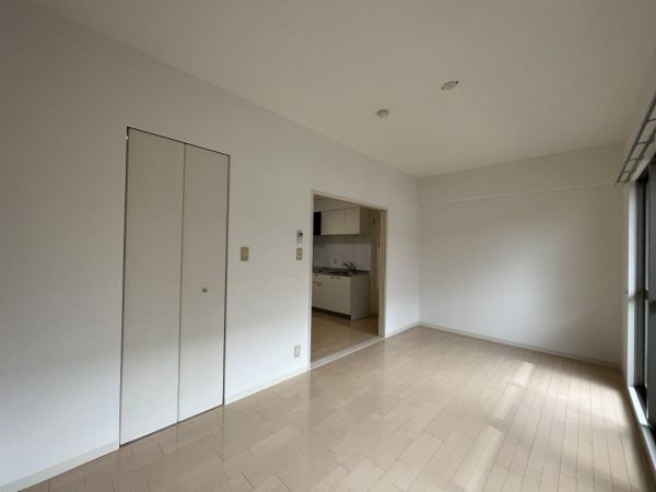 瑞光セレニテ3階1LDK 部屋①の画像