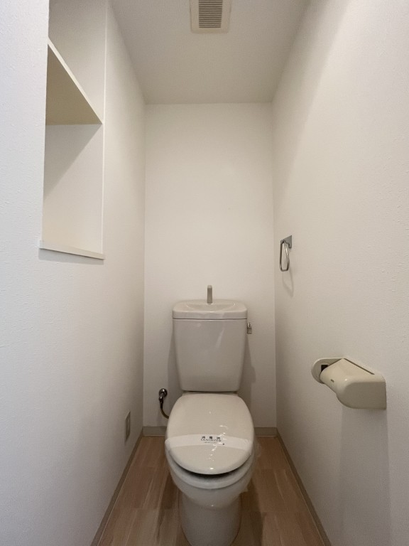 瑞光セレニテ3階1LDK トイレの画像