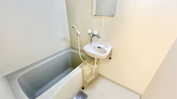 マンションみな美5階1K お風呂の画像