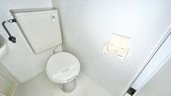 コスモレジデンス玉出7階1R トイレの画像