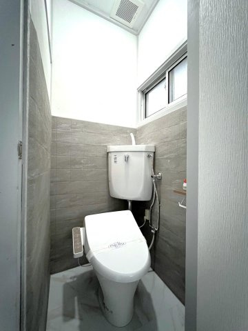 大阪府寝屋川市上神田 戸建442階3DK トイレの画像