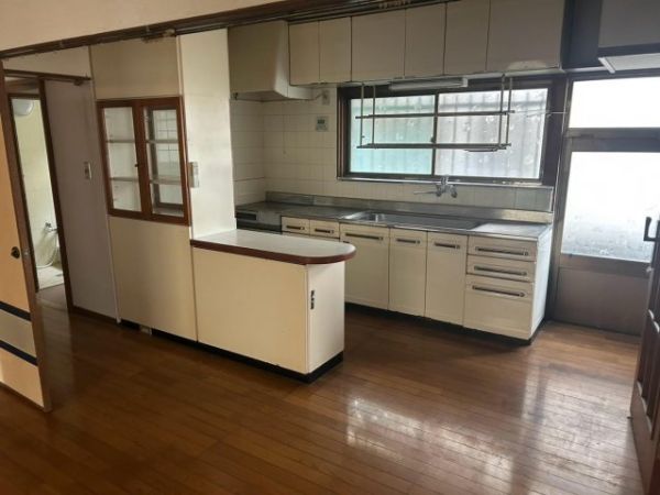 洲本市新村　一戸建住宅2階4LDK以上 リビングの画像