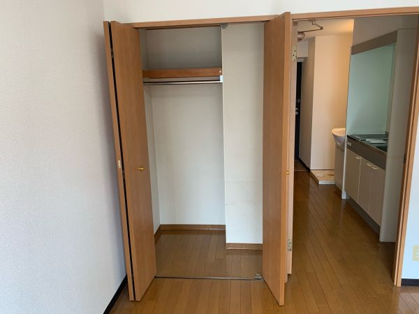 ブリリアントコート心斎橋イースト11階1K 収納の画像