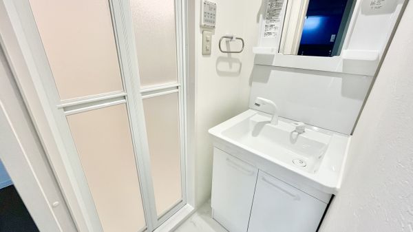 パラドール北加賀屋3階1LDK 洗面所の画像