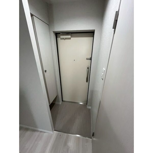 ウェルホームズ住吉大社08階1K 玄関の画像