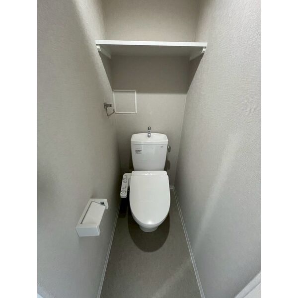 ウェルホームズ住吉大社08階1K トイレの画像